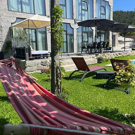 Sequeira Arantes Casa 2 * Терраш-ди-Бору